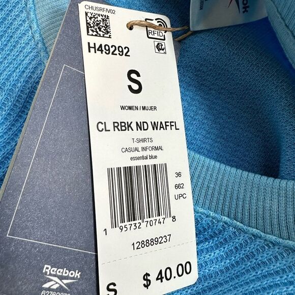 NWT Reebok Women’s Blue Ribbed Short Sleeve Box Crop Top  Oversized - Size Small - Picture 3 of 6